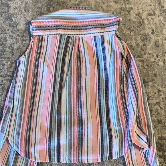 Multi color button down shirt - Picture 3 of 4